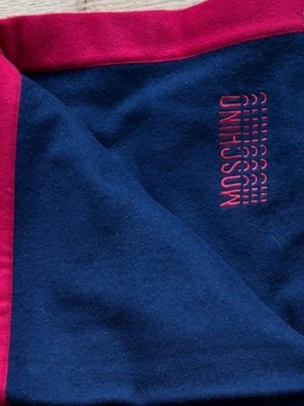 NWOT Moschino Throw Blanket 100% Lambswool Made in Italy